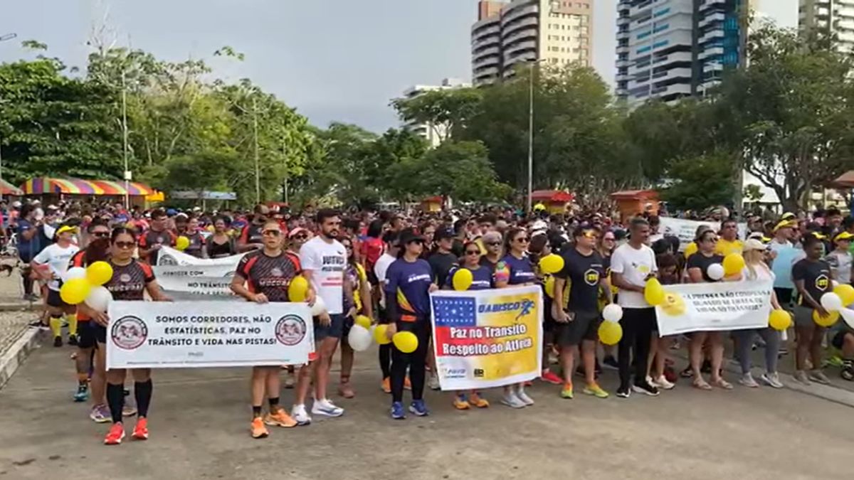 Manifestação em Manaus pede justiça após morte de corredor atropelado na Ponta Negra