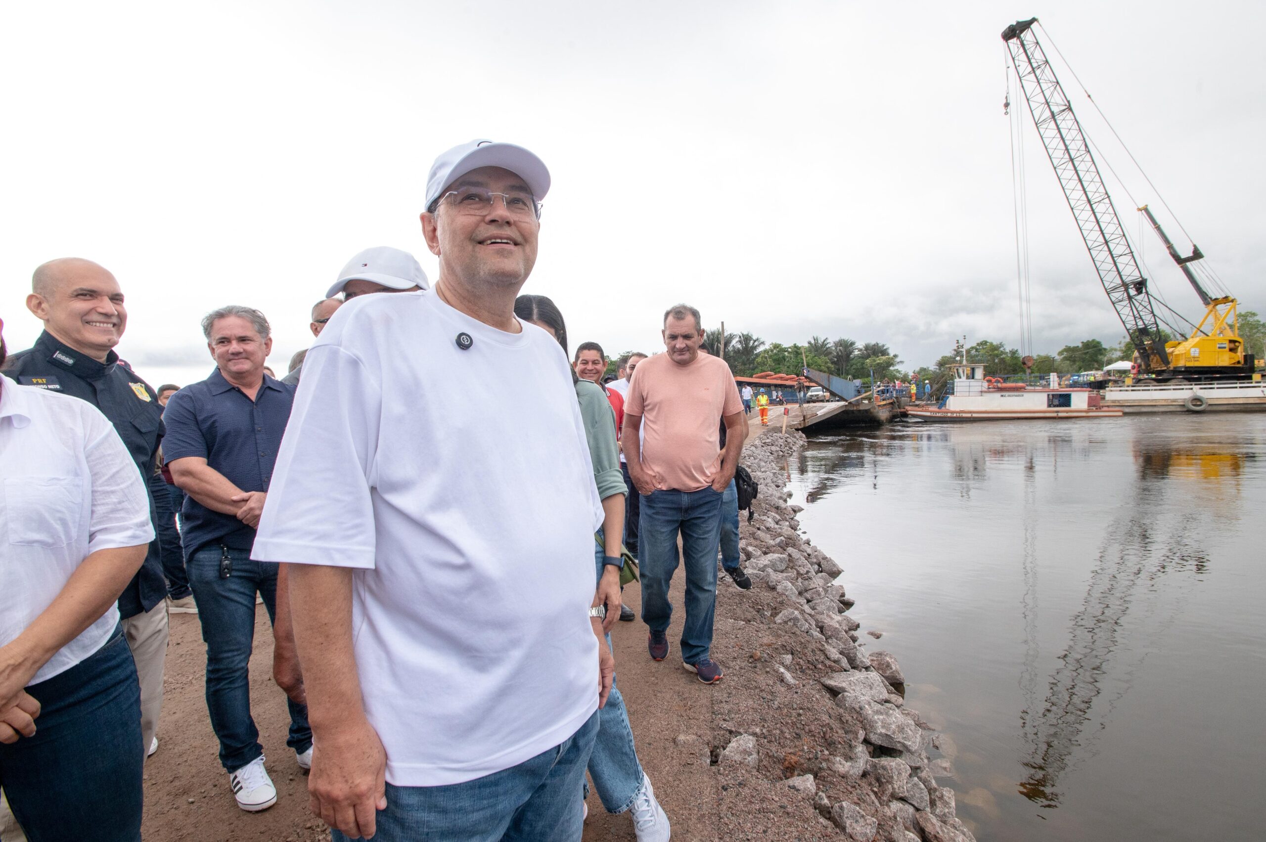 Liderança pela BR-319: Eduardo Braga está a frente das principais ações que têm levado alívio a quem transita na rodovia