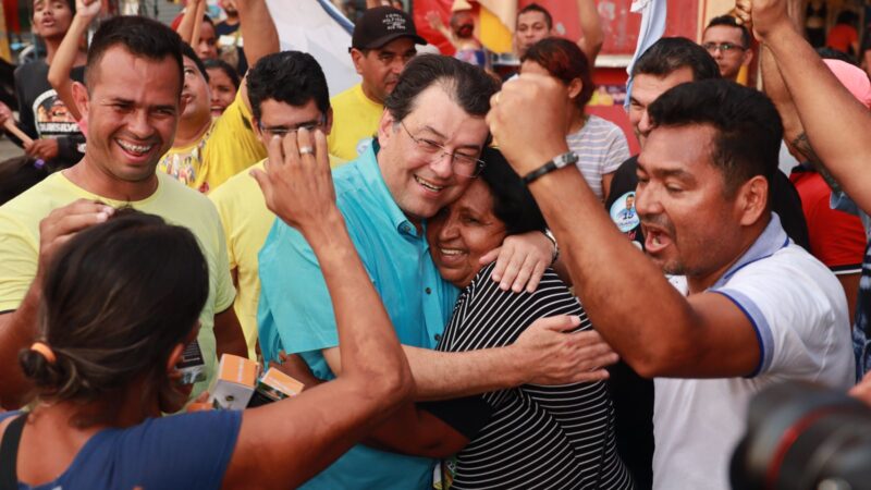 Corrida ao Senado: Eduardo Braga lidera com larga vantagem de 29,1%.