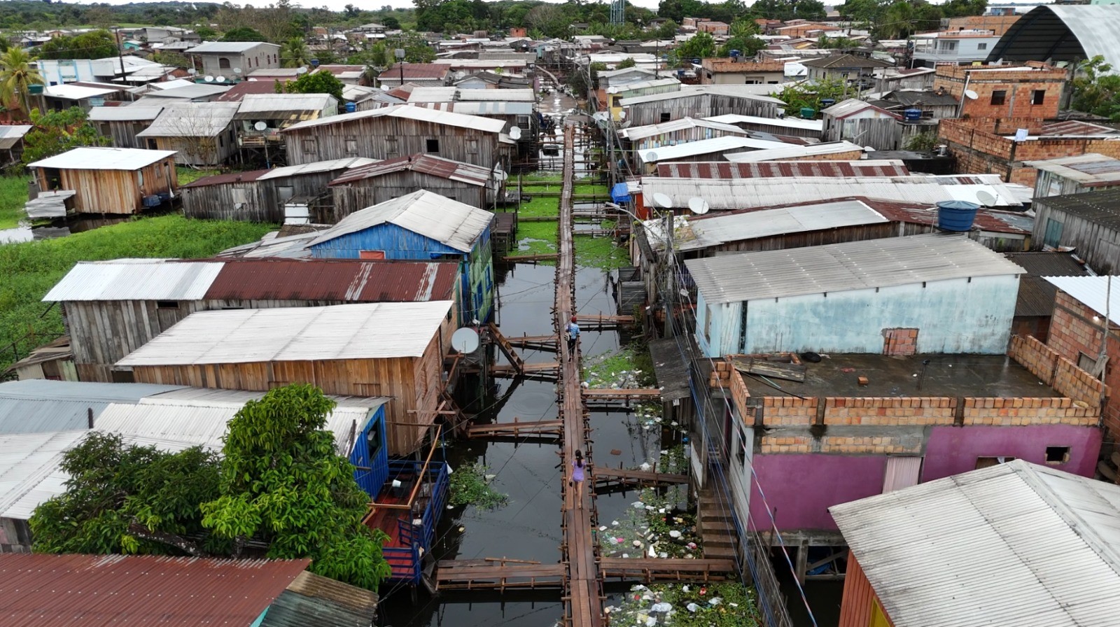 Cheia avança no Amazonas e coloca 40 cidades em situação de emergência