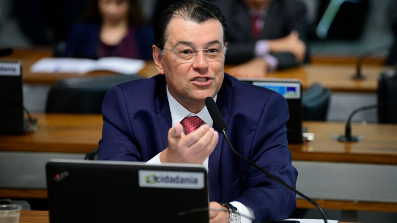 Crédito de US$ 750 milhões para empresas na Amazônia avança no Senado; proposta é defendida por Eduardo Braga