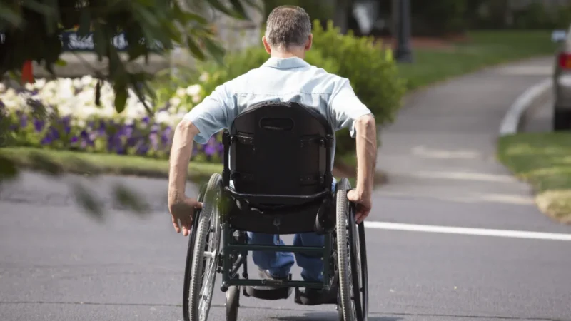 Medicamento inédito devolve movimento a pacientes com lesão na medula