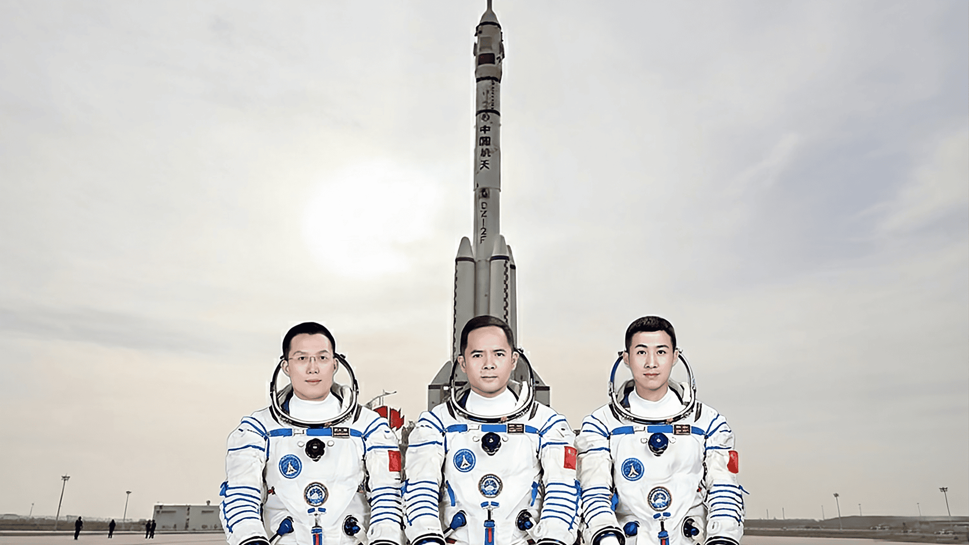 China manda seu astronauta mais jovem ao espaço