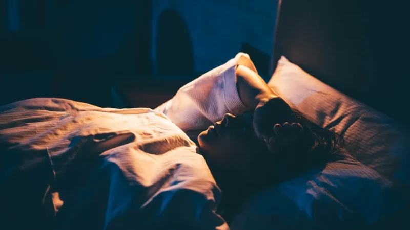 Cadáver ambulante: conheça síndrome em que pessoa acredita estar morta