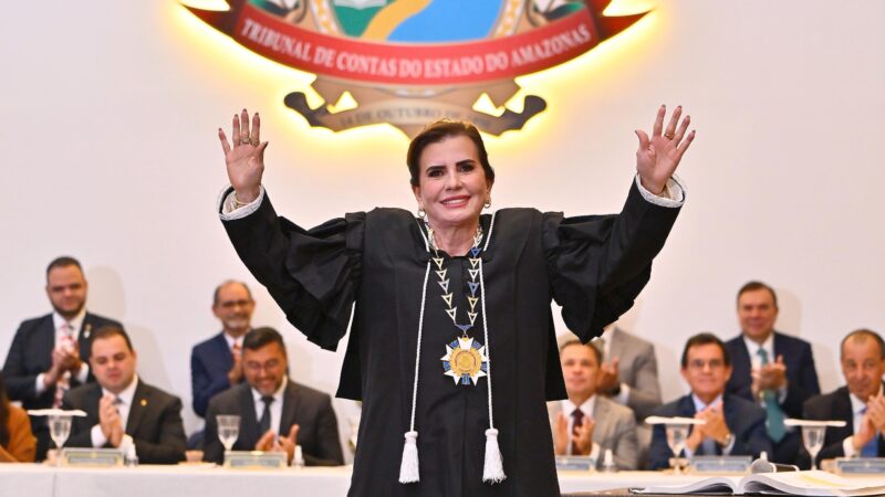 Em posse histórica, Yara Amazônia Lins assume terceiro mandato e consolida trajetória pioneira no TCE-AM
