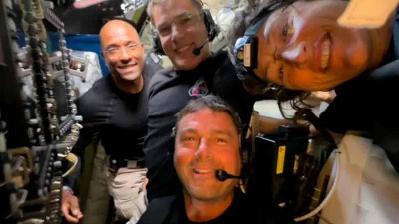 Sem hora extra: veja quanto ganham os astronautas da missão Artemis II