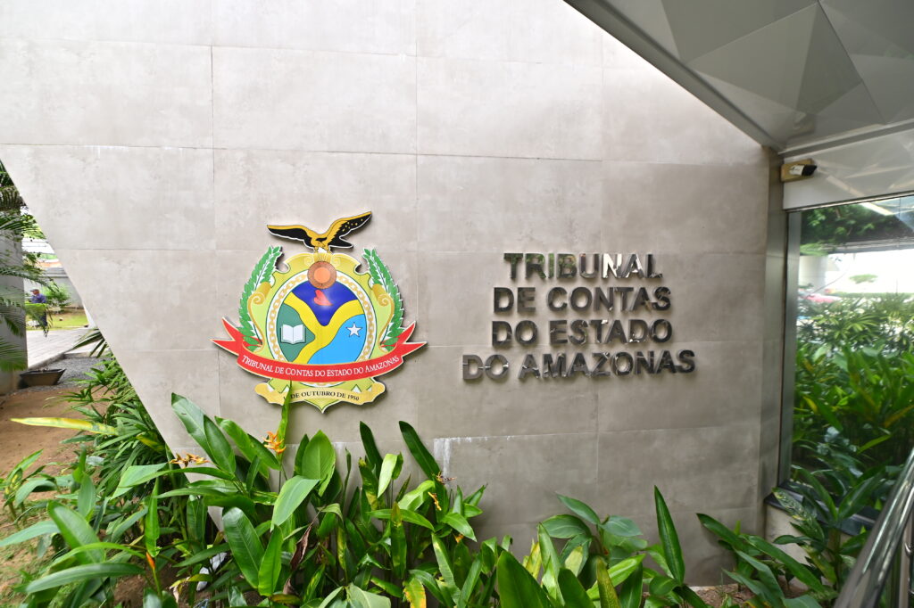 TCE-AM convoca 16 aprovados na Residência Jurídica e Contábil